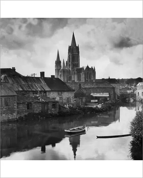 Truro Cathedral, 1935