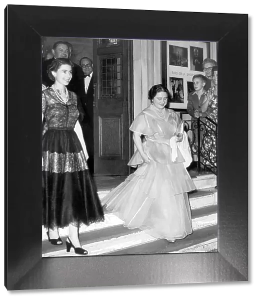 Queen Elizabeth II and the Queen Mother in 1954