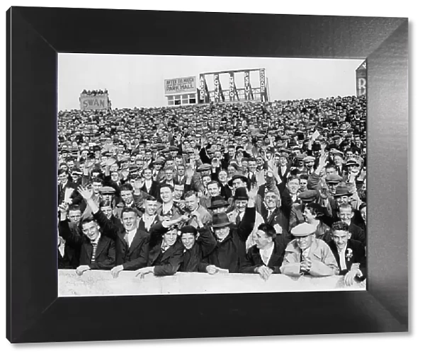 The Crowd at Ninian Park, Cardiff 1935
