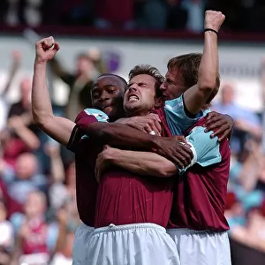 Football Archive Photographic Print Collection: West Ham V Spurs