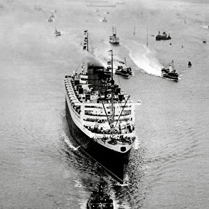 The RMS Queen Mary on her maiden voyage 1938