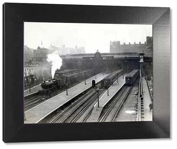 Charing Cross train station 1931