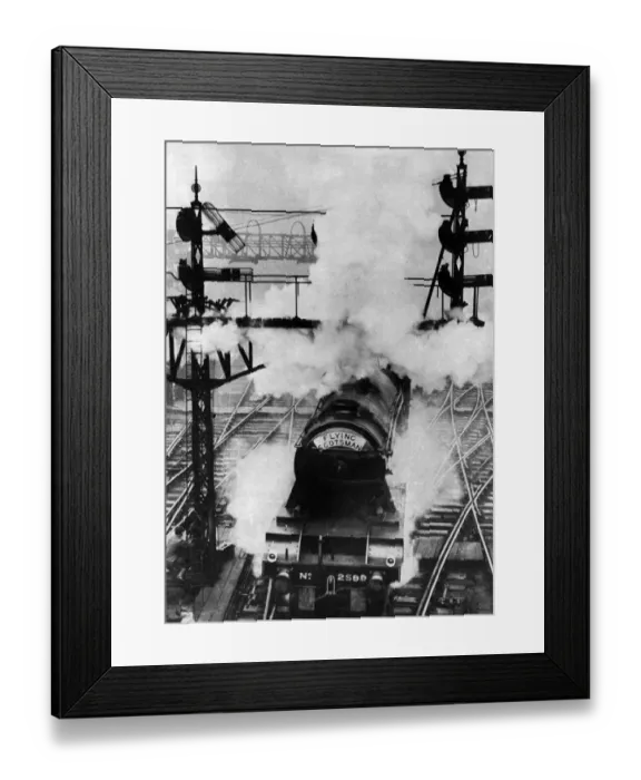 Framed Print : The Flying Scotsman *** no further details provided by picture de Framed Print : The Flying Scotsman *** no further details provided by picture de