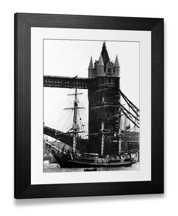Framed Print : Replica sailing ship The Bounty