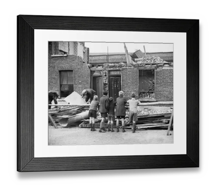 Framed Print : Bomb damaged house Hackney London Framed Print : Bomb damaged house Hackney London