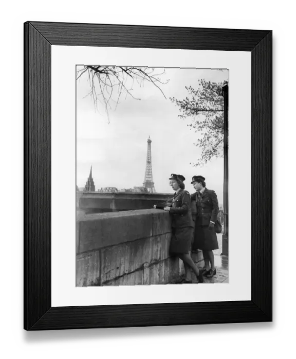 Framed Print : WaFS in Paris Framed Print : WaFS in Paris