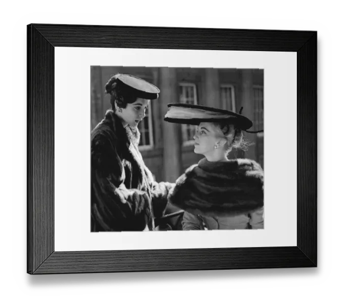 Framed Print : Two glamorous models in fur Framed Print : Two glamorous models in fur