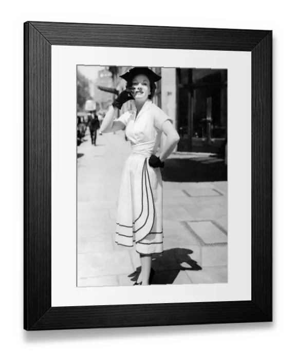 Framed Print : Summer style in the 1950s Framed Print : Summer style in the 1950s