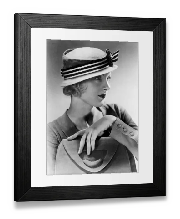 Framed Print : Classic 1930s style Framed Print : Classic 1930s style
