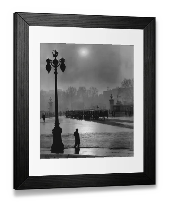 Framed Print : Foggy London Framed Print : Foggy London
