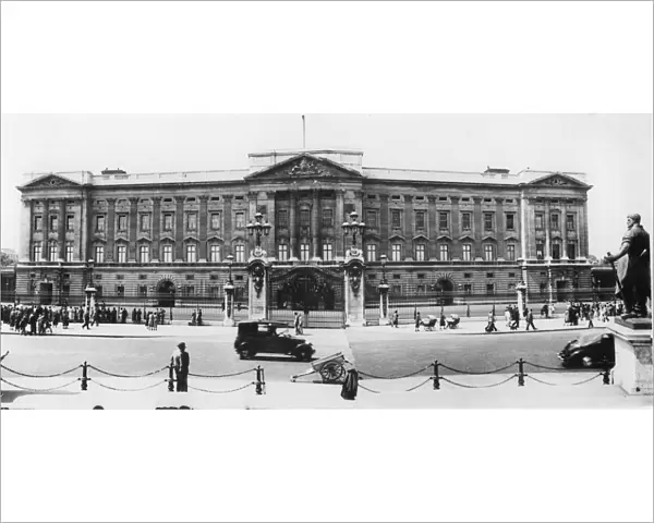 Buckingham Palace in 1937