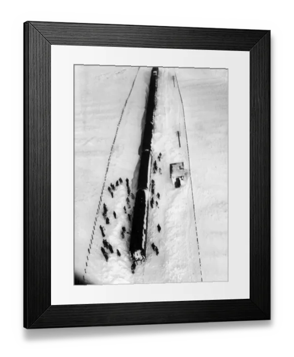 Framed Print : Train stuck in snow Framed Print : Train stuck in snow