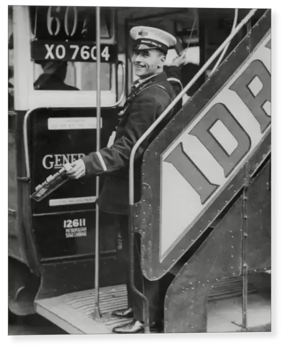 Print : Bus Conductor Print : Bus Conductor
