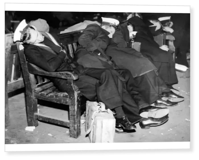 Print : Sleeping sailors