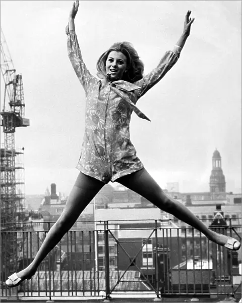 Jump! 60s Fashion