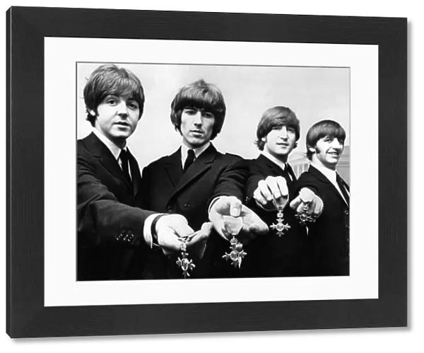 Paul McCartney, George Harrison, John Lennon and Ringo Starr pro