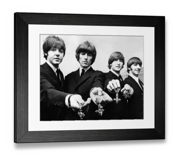 Framed Print : Paul McCartney, George Harrison, John Lennon and Ringo Starr pro Framed Print : Paul McCartney, George Harrison, John Lennon and Ringo Starr pro