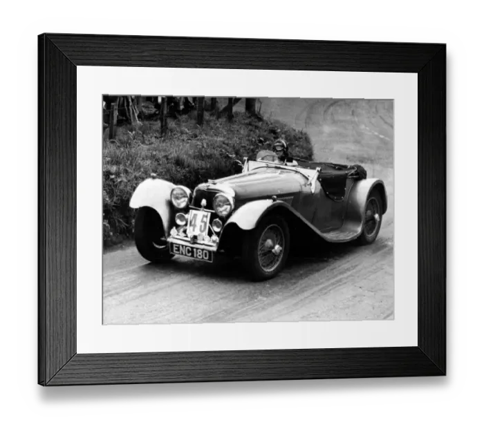 Framed Print : A Jaguar S. S. in the Scottish Sporting Car Club Hill Climb