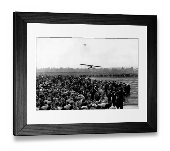 Framed Print : Charles Lindbergh landing at Croydon Framed Print : Charles Lindbergh landing at Croydon