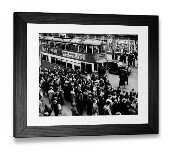Framed Print : Trams at Elephant and Castle Framed Print : Trams at Elephant and Castle