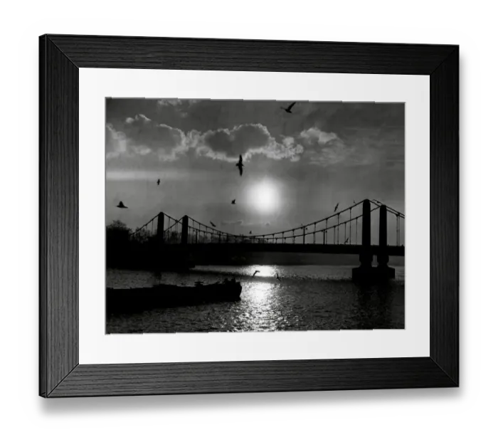 Framed Print : Sunset over Chelsea Bridge, London Framed Print : Sunset over Chelsea Bridge, London