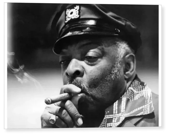 Print : Count Basie smoking a cigar Print : Count Basie smoking a cigar
