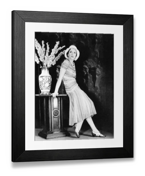 Framed Print : Juliette Compton, 1930s movie star Framed Print : Juliette Compton, 1930s movie star