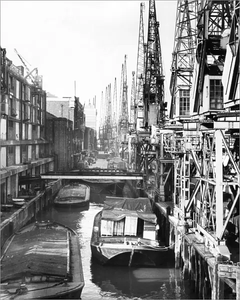 Cranes in the Pool of London 1930s