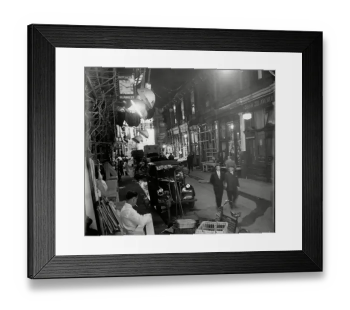 Framed Print : Leadenhall Market 1957 Framed Print : Leadenhall Market 1957