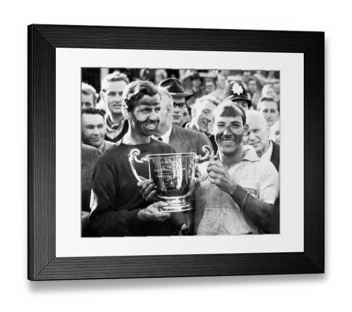 Framed Print : Sir Stirling Moss and his Vanwall team-mate Tony Brooks each hav Framed Print : Sir Stirling Moss and his Vanwall team-mate Tony Brooks each hav