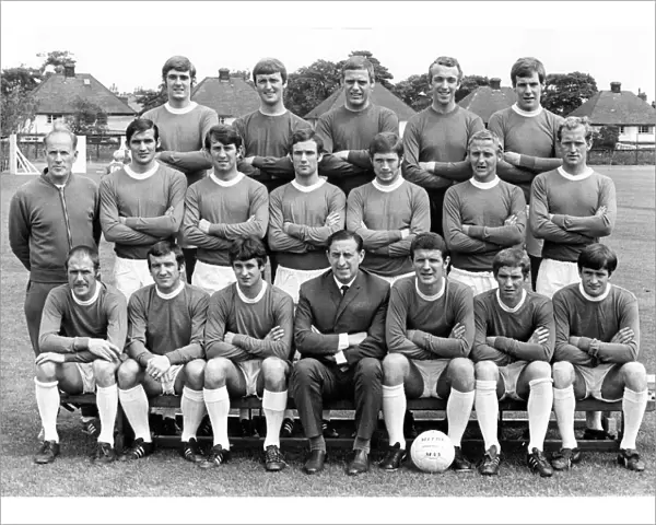 Everton FC team group, 1968  /  69 season. Back Row Roger Kenyon, An