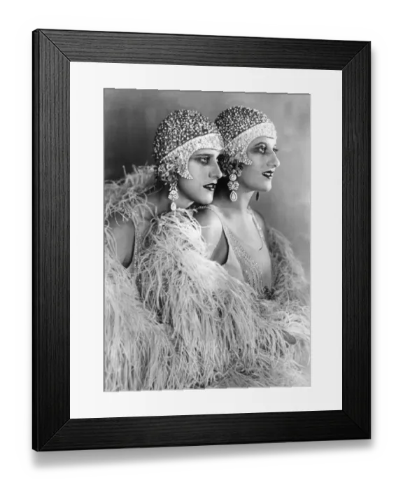 Framed Print : Cabaret glamour Framed Print : Cabaret glamour