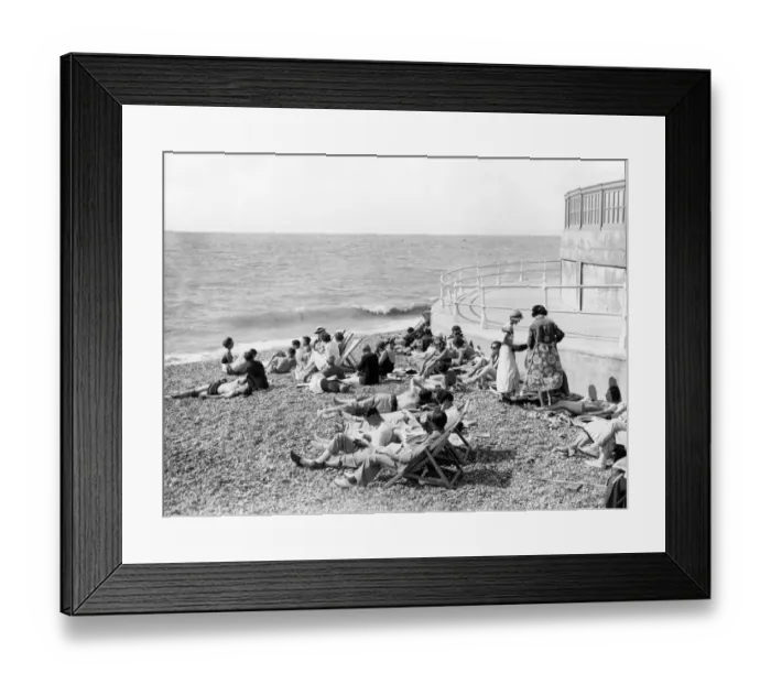 Framed Print : The beach at Bexhill 1935 Framed Print : The beach at Bexhill 1935