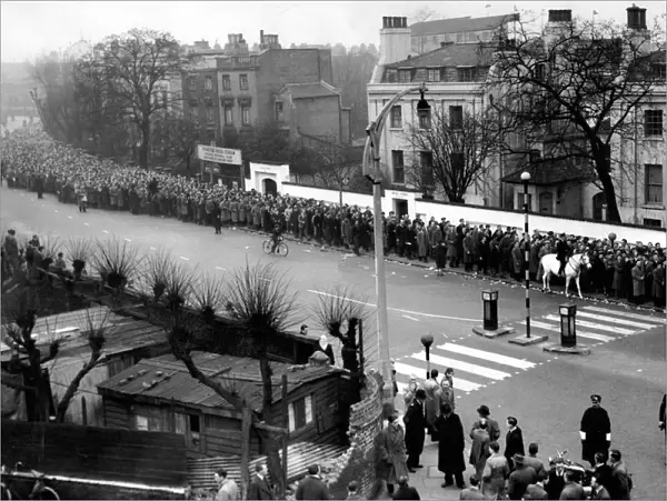 Fans queuing for tickets at Stamford Bridge for Arsenal Chelsea game 1952