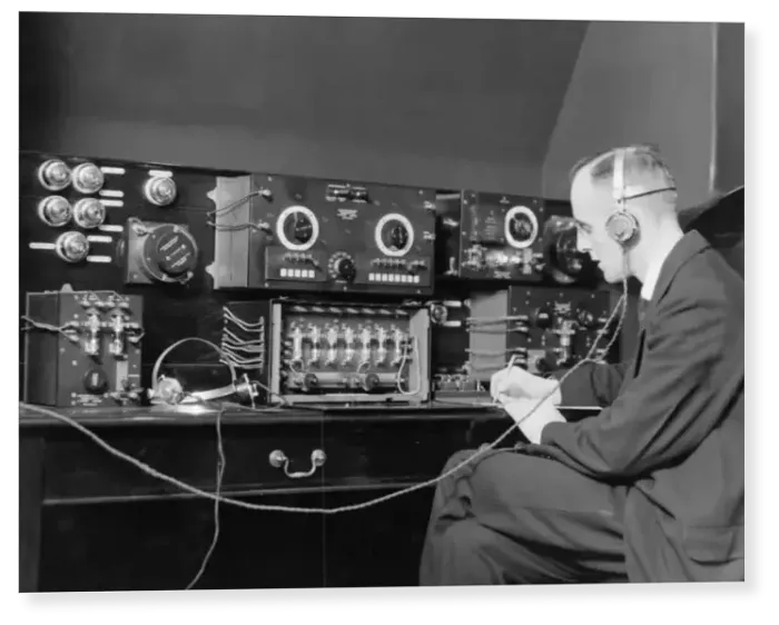 Print : Wireless Operator at Marconi House London 1921 Print : Wireless Operator at Marconi House London 1921