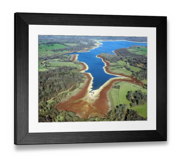 Framed Print : Bewl Reservoir, Kent, during a drought