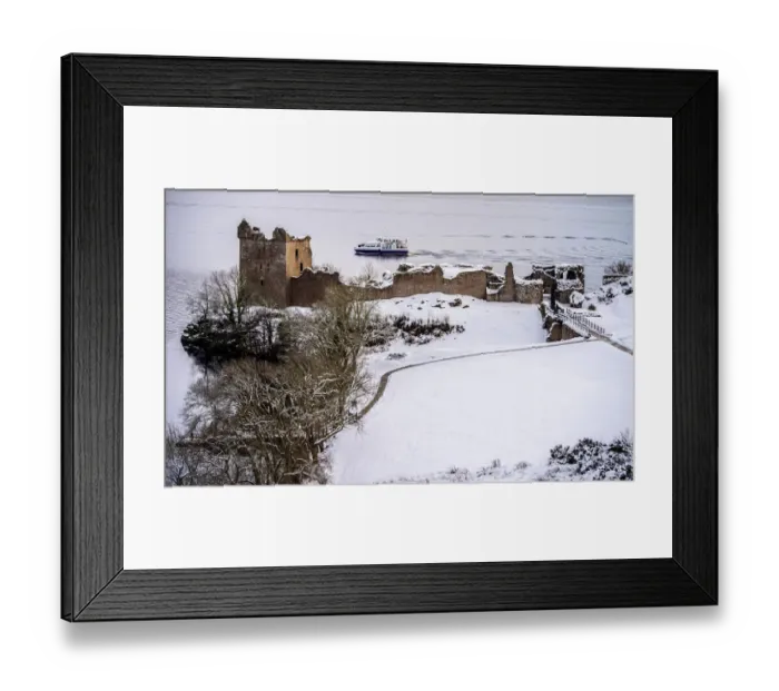 Framed Print : Urquhart Castle in the snow Framed Print : Urquhart Castle in the snow
