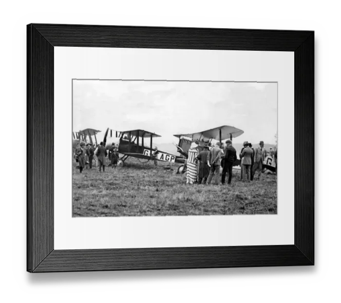 Framed Print : The first Kings Cup race at Croydon - aircraft lined up in 1922 Framed Print : The first Kings Cup race at Croydon - aircraft lined up in 1922