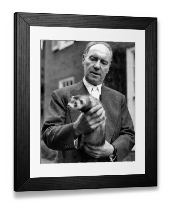 Framed Print : Sir Ralph Richardson Framed Print : Sir Ralph Richardson