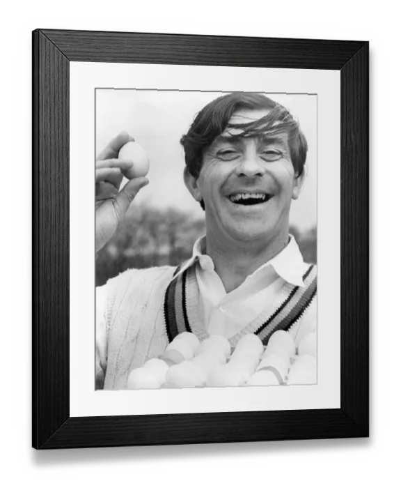 Framed Print : Fred Trueman in 1970 Framed Print : Fred Trueman in 1970