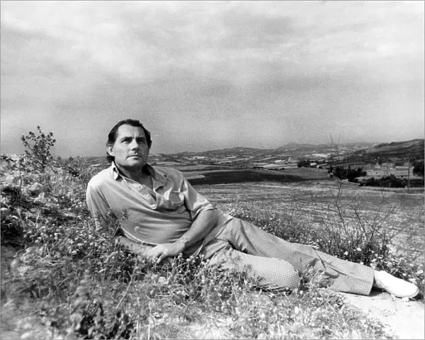 Robert Shaw, actor relaxing in countryside, 1975