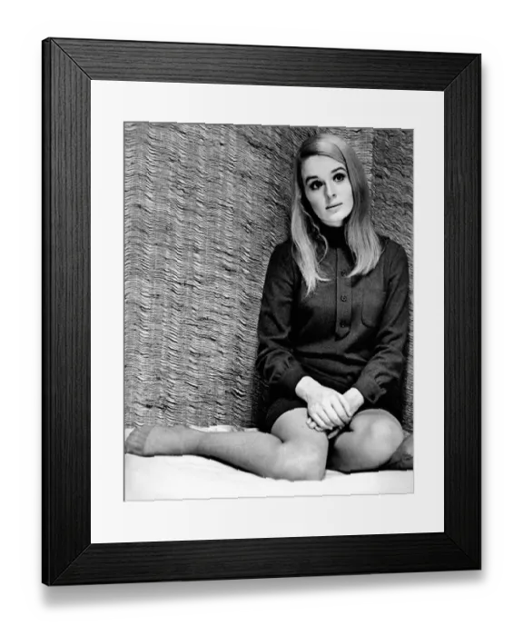 Framed Print : Sinead Cusack in 1968 Framed Print : Sinead Cusack in 1968