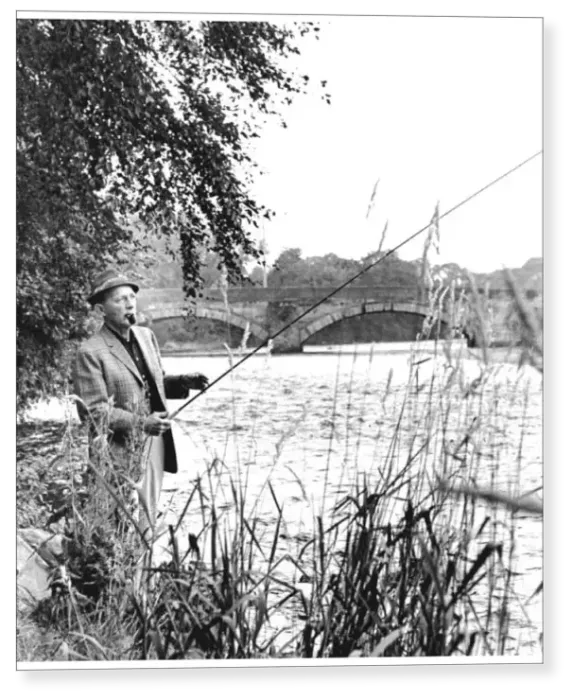 Print : Bing Crosby fishing Print : Bing Crosby fishing