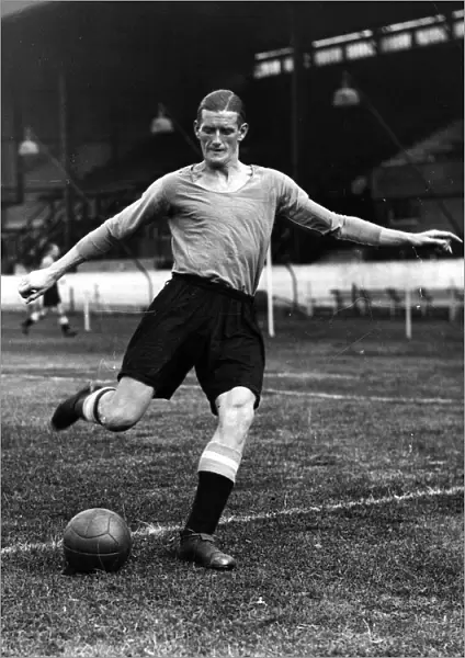 George Barber playing for Chelsea FC in 1934