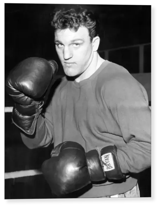 Print : Boxer Brian London in training Print : Boxer Brian London in training