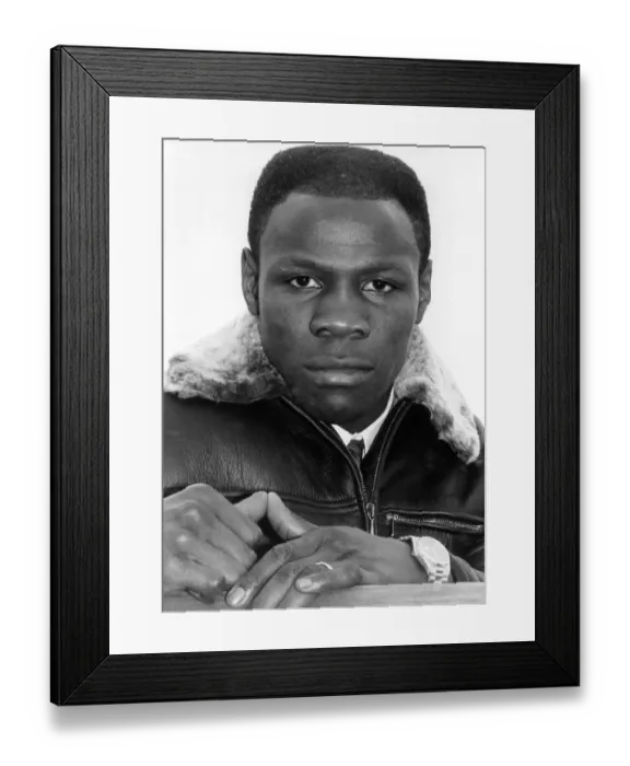 Framed Print : Boxer Chris Eubank in 1991 Framed Print : Boxer Chris Eubank in 1991