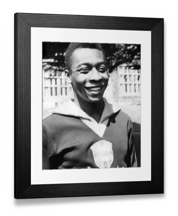 Framed Print : Pele in 1966 Framed Print : Pele in 1966