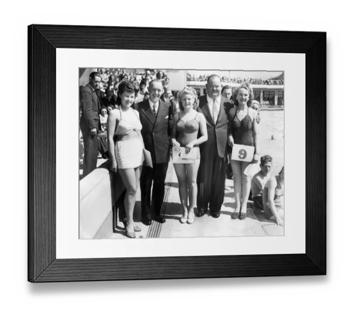Framed Print : Laurel and Hardy at Morecambe Framed Print : Laurel and Hardy at Morecambe