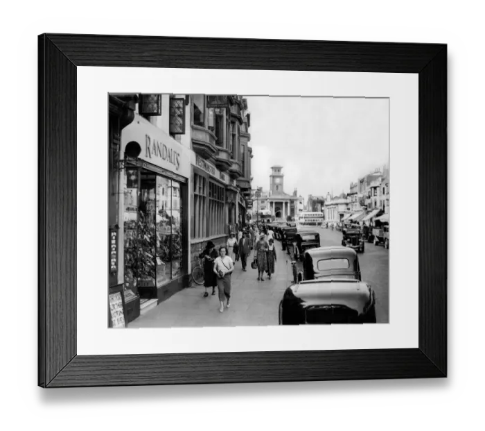 Framed Print : 1930s view of town centre at Worthing in Sussex 1933 Framed Print : 1930s view of town centre at Worthing in Sussex 1933