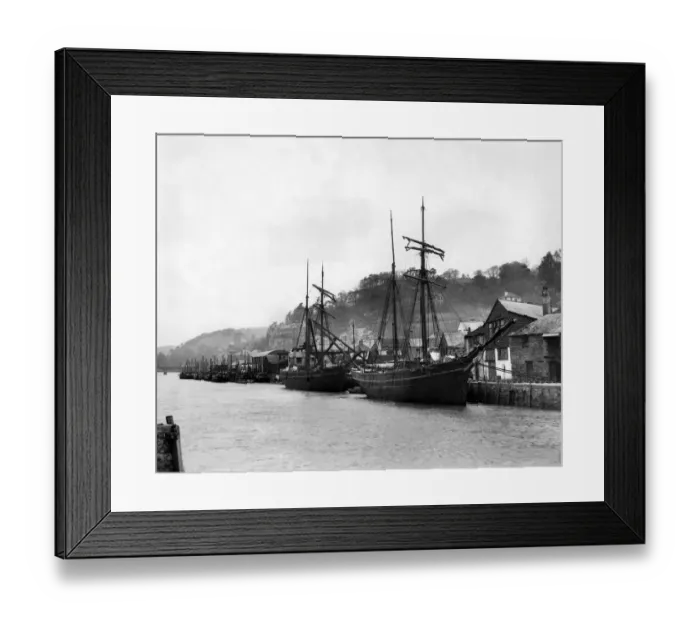 Framed Print : Looe Harbour, Cornwall, 1931
